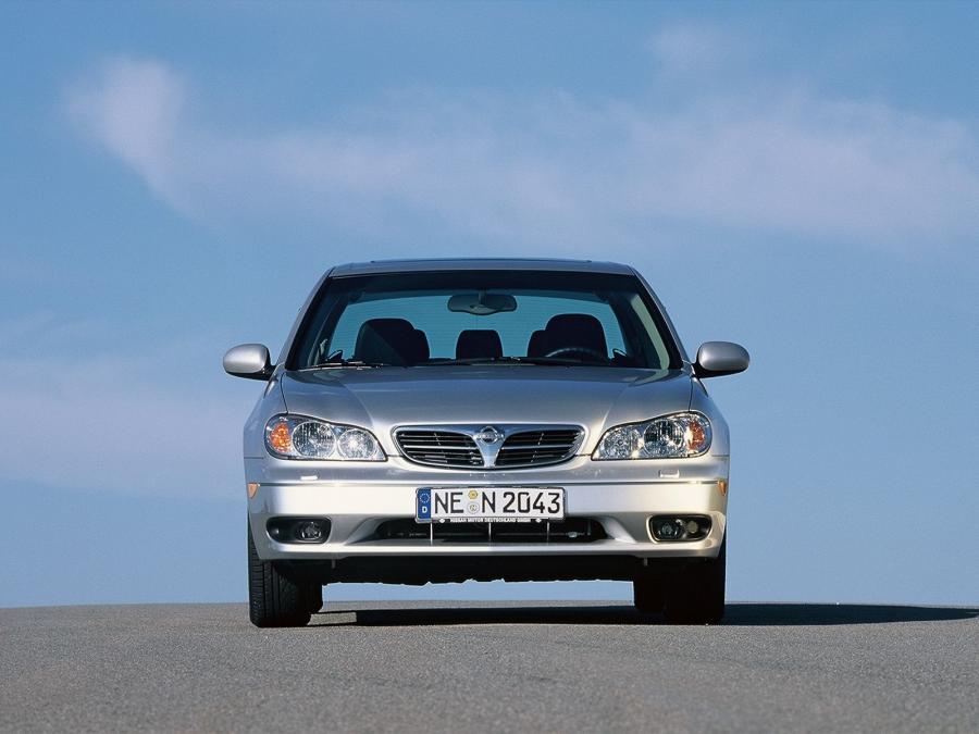  Nissan Maxima QX 2000 года  (фото 10 из 29)